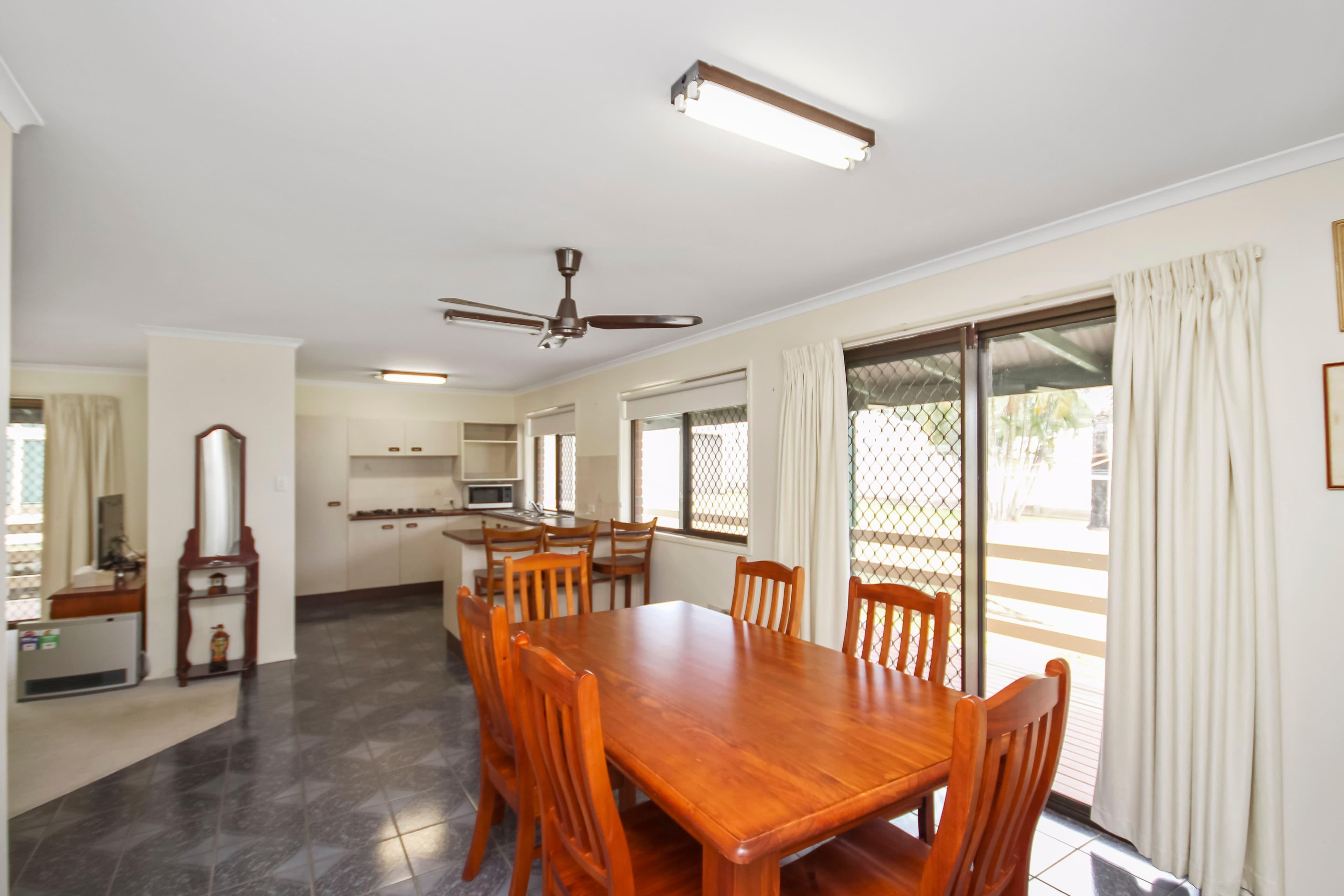 3 Byron Court, Beerburrum QLD 4517, Beerburrum - Thumbnail 5