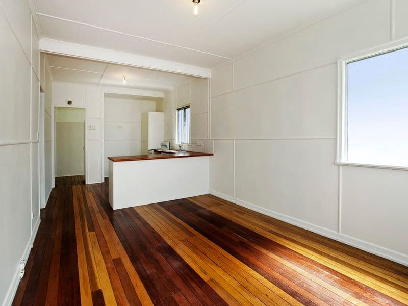 41 Percy Street, REDCLIFFE QLD 4020, Redcliffe - Thumbnail 5