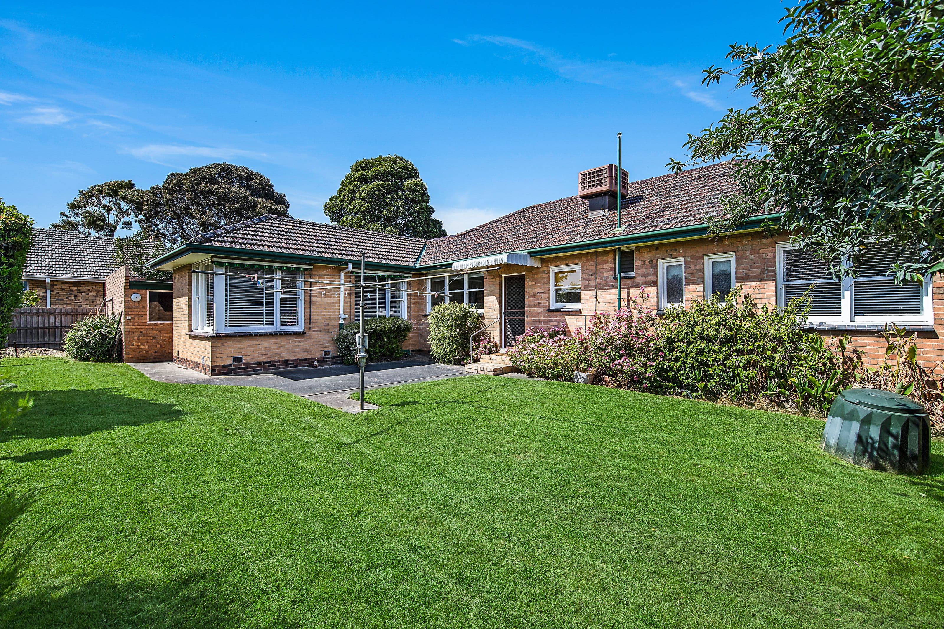 7 Winbourne Road, Mount Waverley VIC 3149, Mount Waverley - Thumbnail 7