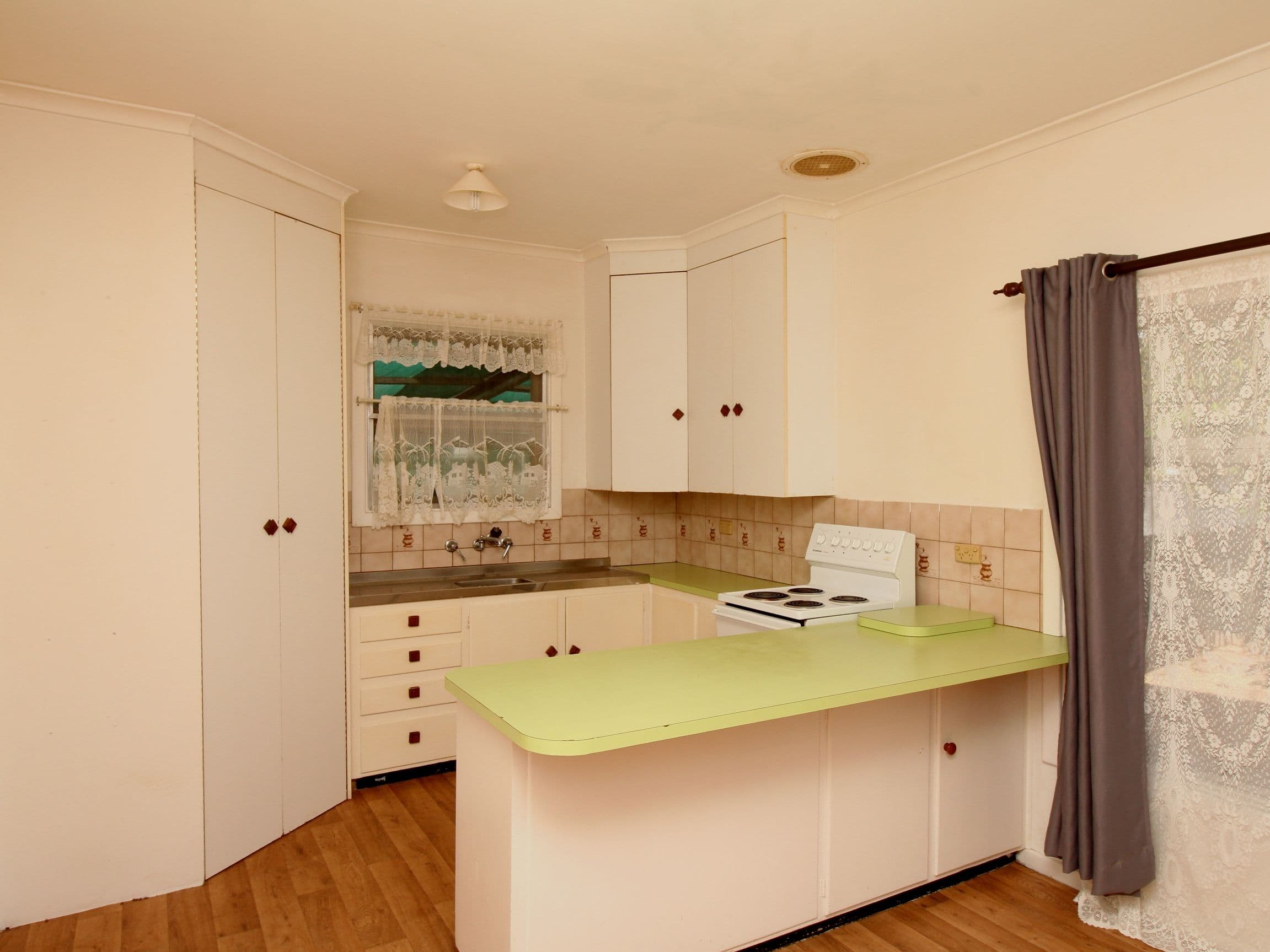 2 Gillespie Street, Berri SA 5343, Berri - Thumbnail 2
