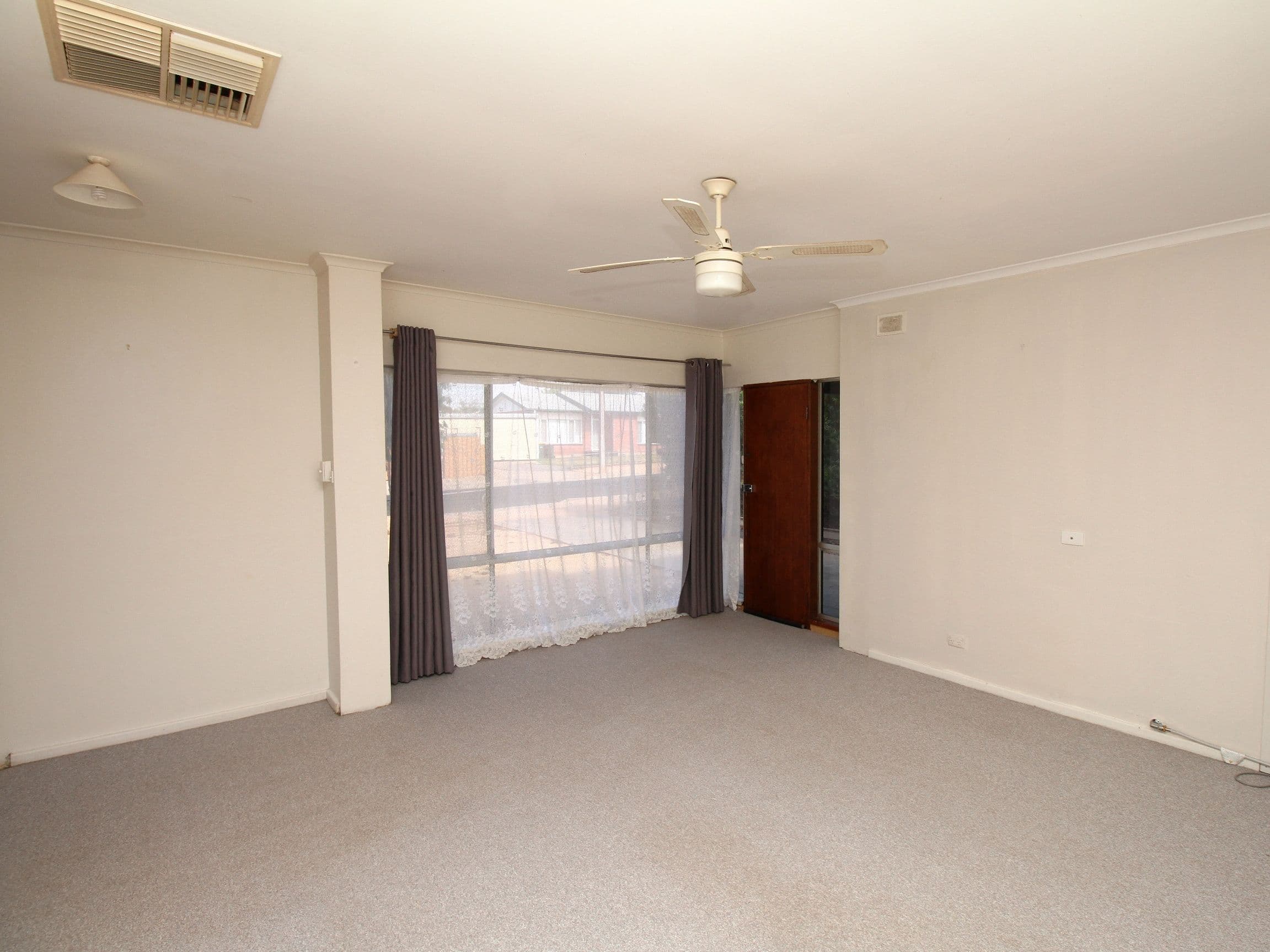 2 Gillespie Street, Berri SA 5343, Berri - Thumbnail 5