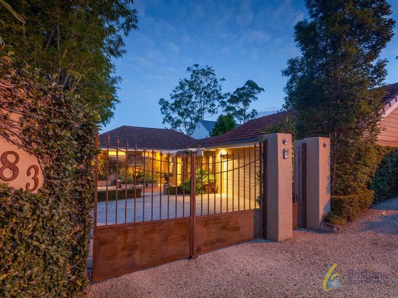 183 Hawken Drive, St Lucia - Image 1
