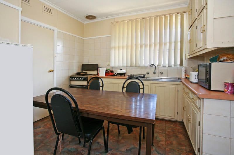 11 Bellbird Avenue, NORLANE VIC 3214, Norlane - Thumbnail 2