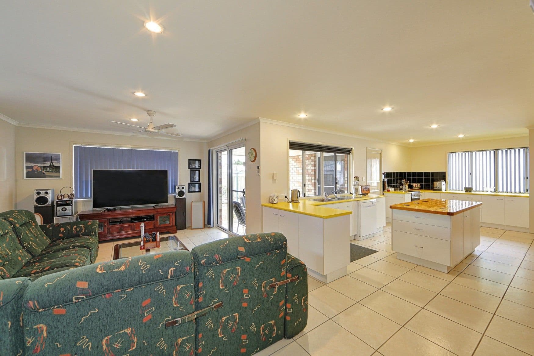 23 Elliott Heads Road, Kepnock QLD 4670, Kepnock - Image 1