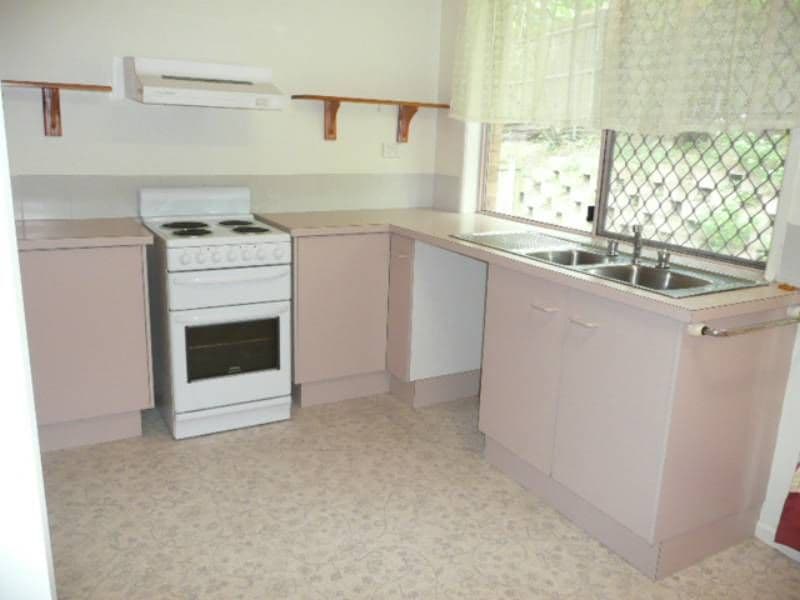 RIVERHILLS QLD 4074, Riverhills - Thumbnail 2
