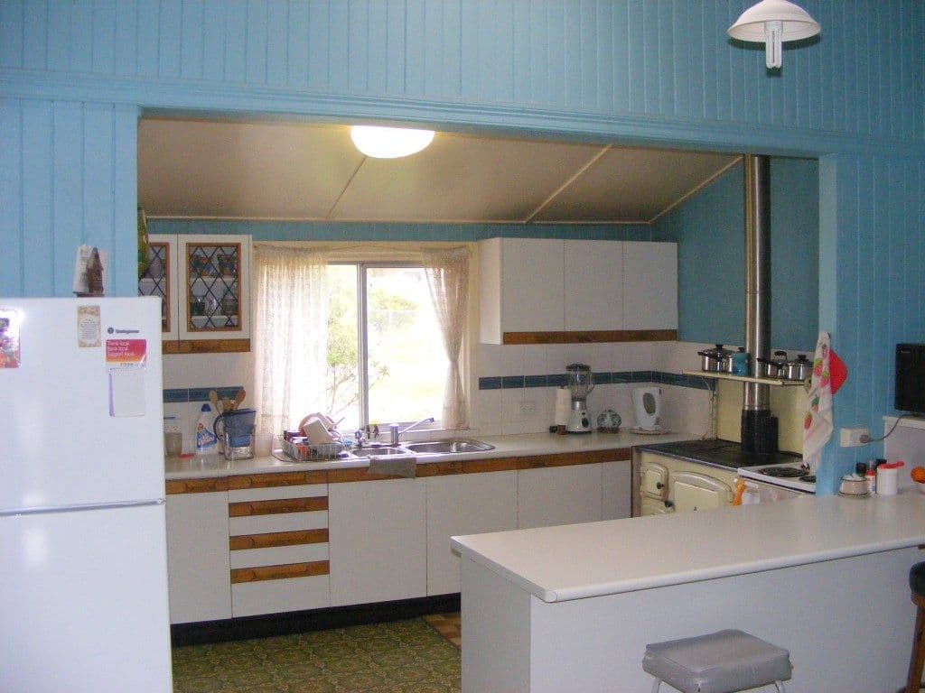 27 Nolan Street, CROWS NEST QLD 4355, Crows Nest - Thumbnail 2
