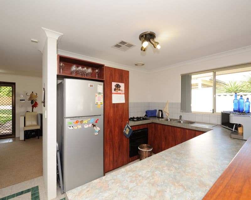 41  Kerwin Way, LOCKRIDGE WA 6054, Lockridge - Thumbnail 2
