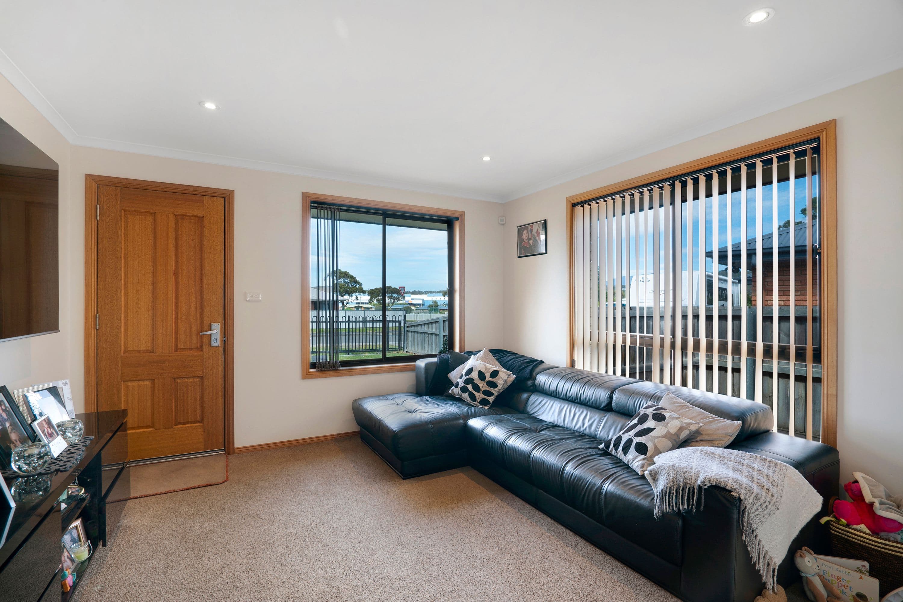 18 Clarence Crescent, Rokeby TAS 7019, Rokeby - Thumbnail 2