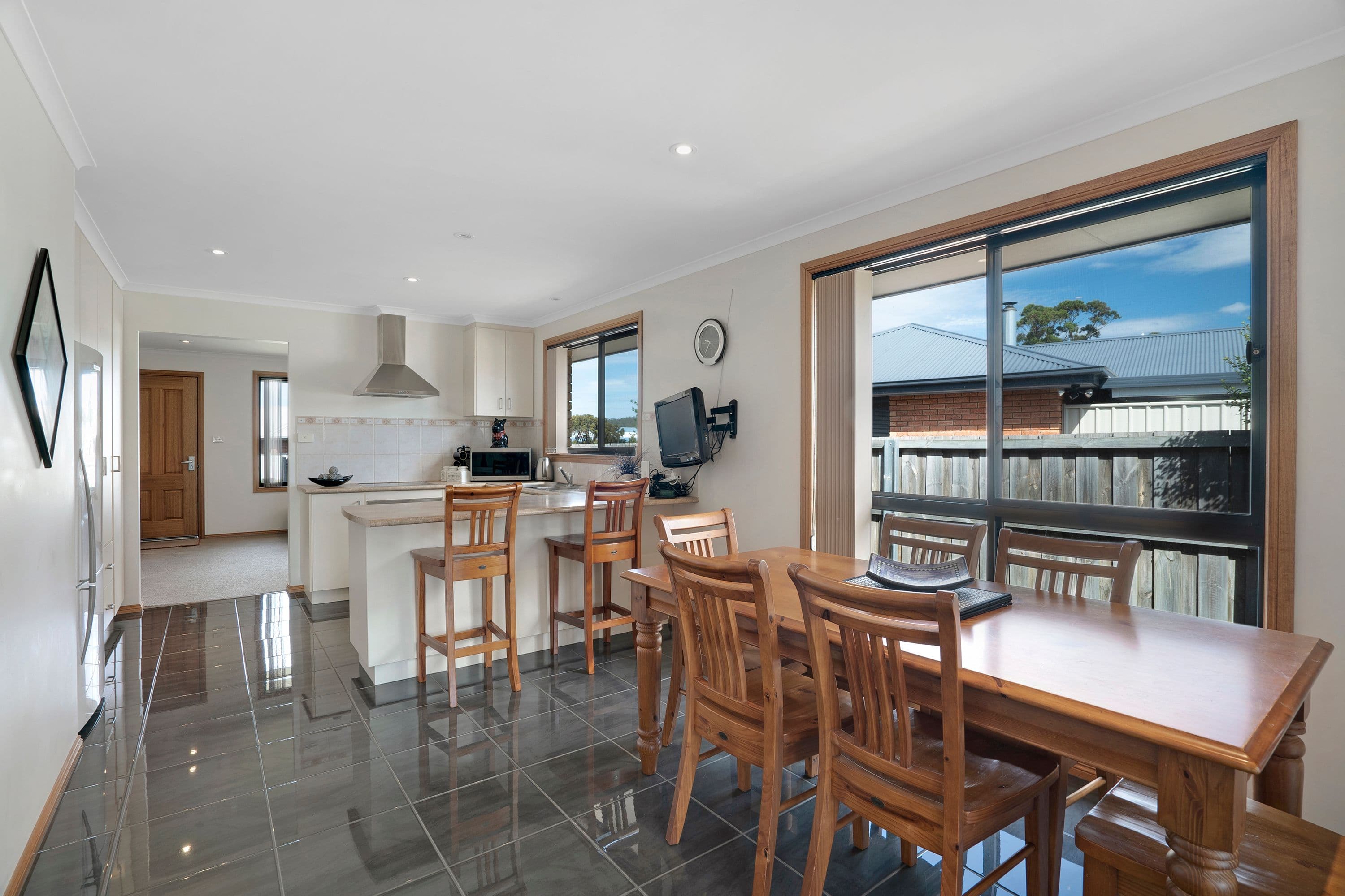 18 Clarence Crescent, Rokeby TAS 7019, Rokeby - Thumbnail 7