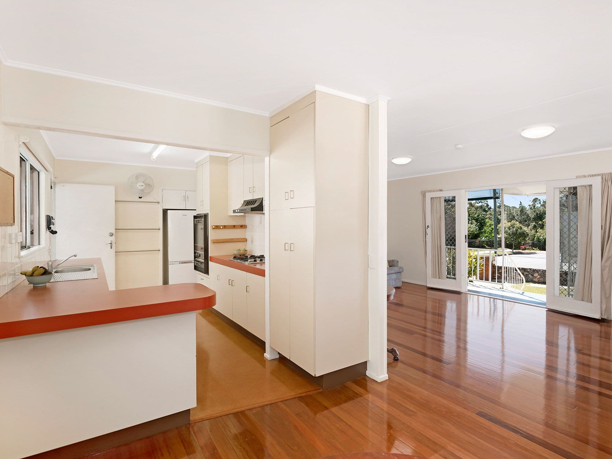 37 Suncroft Street, Mount Gravatt QLD 4122, Mount Gravatt - Thumbnail 4