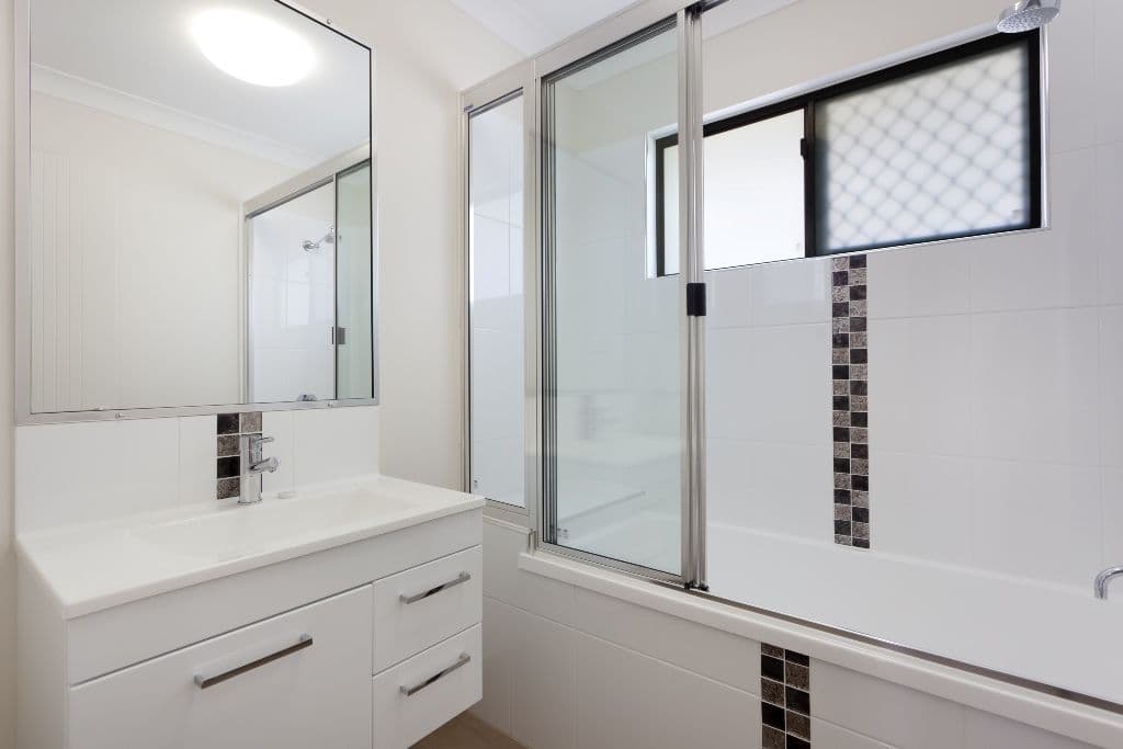 94 Summerland Drive, DEERAGUN QLD 4818, Deeragun - Thumbnail 4