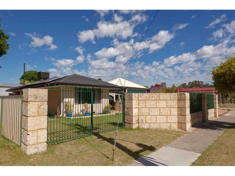 5 Kinlock Avenue, FERNDALE WA 6148, Ferndale - Image 1