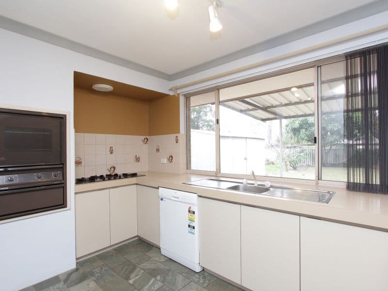 36 Rochester Avenue, BECKENHAM WA 6107, Beckenham - Thumbnail 5