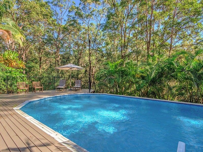20 Cornwall Drive, ELANORA QLD 4221, Elanora - Thumbnail 4