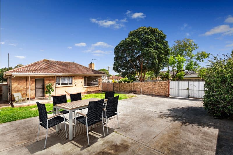 42 Golf Road, OAKLEIGH SOUTH VIC 3167, Oakleigh South - Thumbnail 6