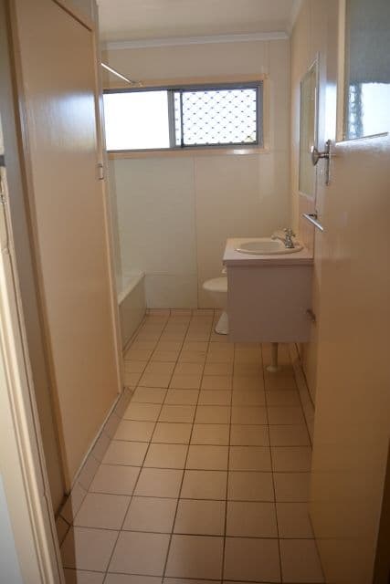 3 Carnation Street, Blackall QLD 4472, Blackall - Thumbnail 7