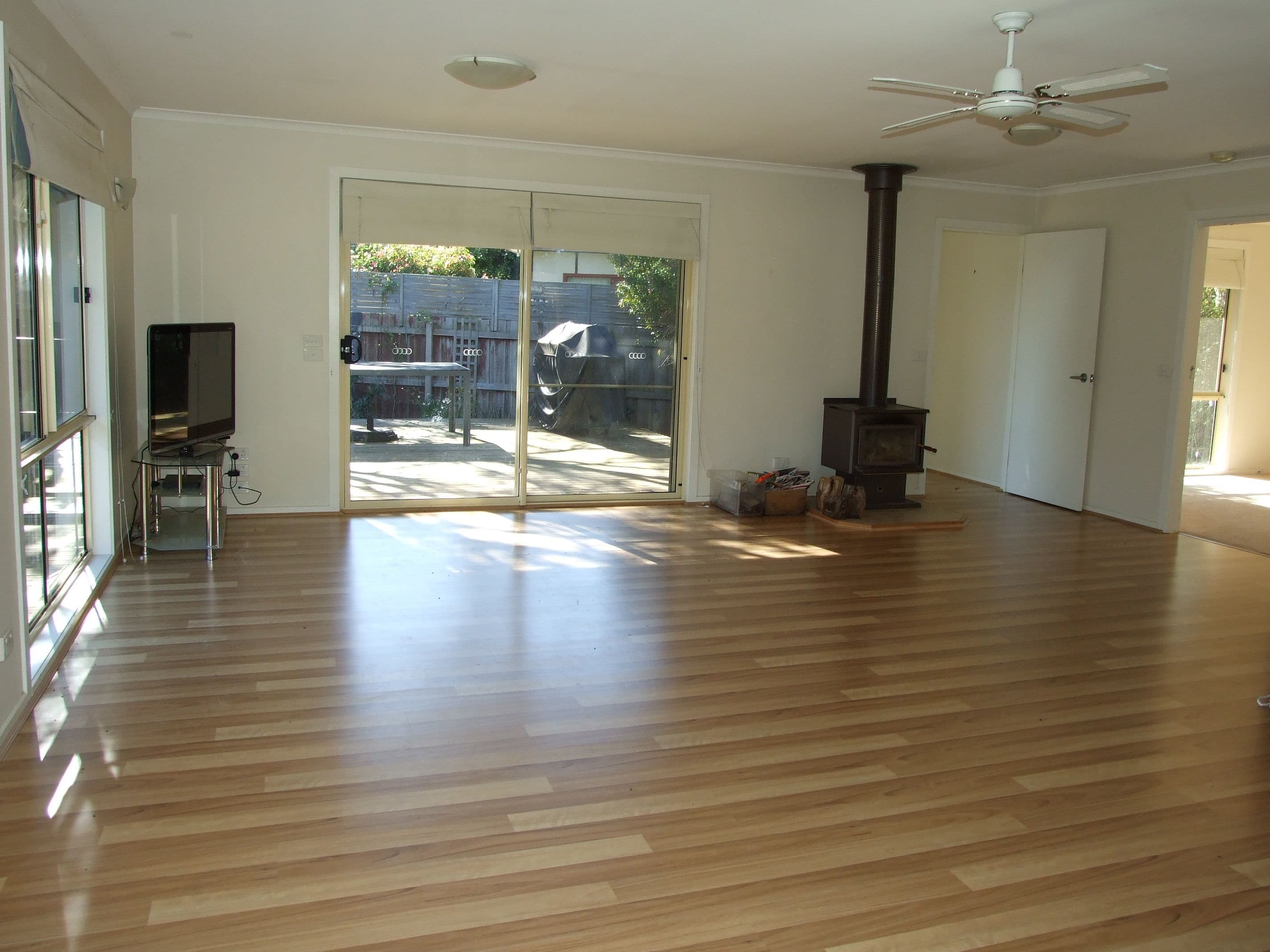 115 Scenic Drive, Cowes VIC 3922, Cowes - Thumbnail 2
