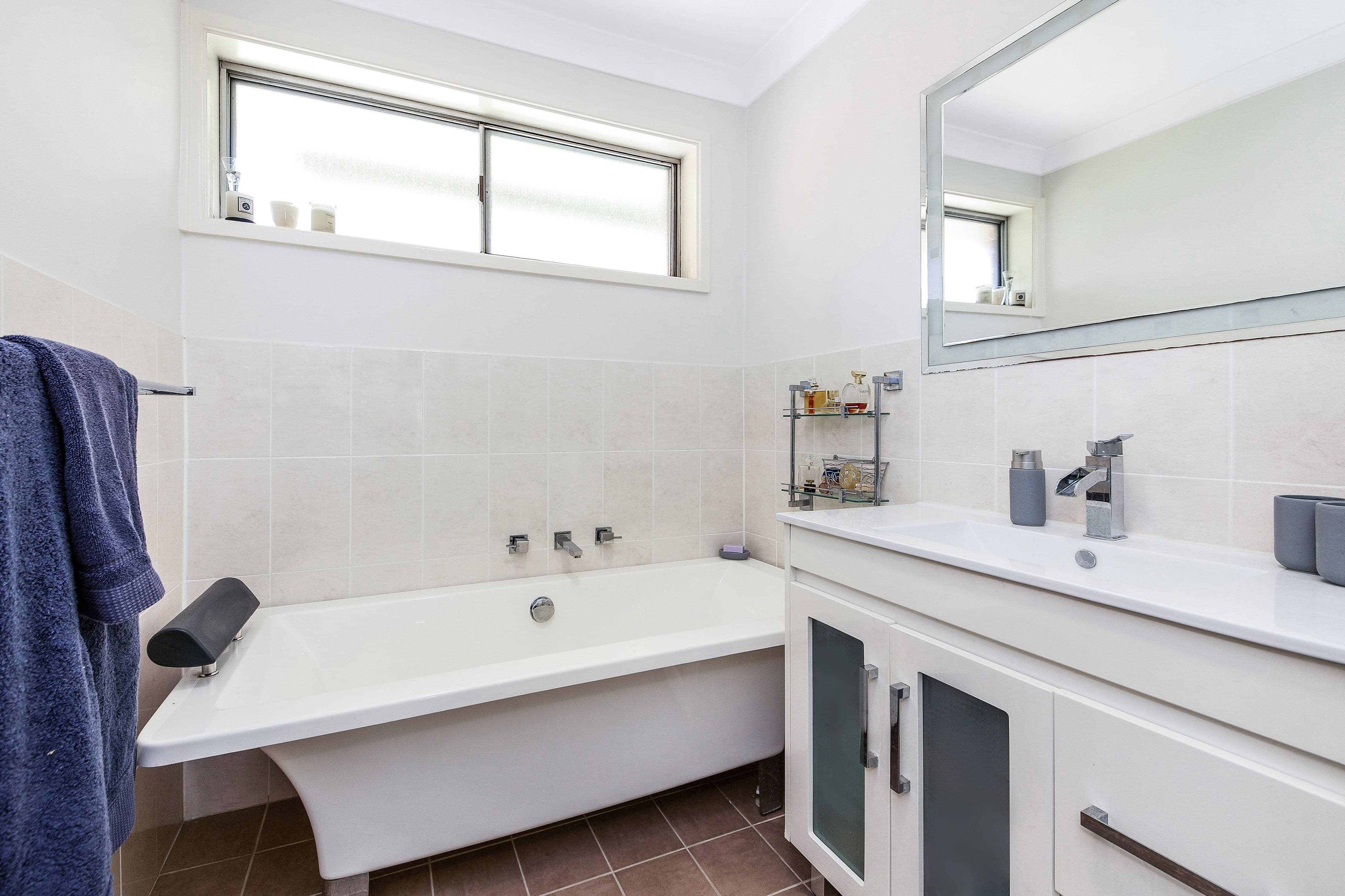11 Caroline Crescent, Georges Hall NSW 2198, Georges Hall - Thumbnail 7