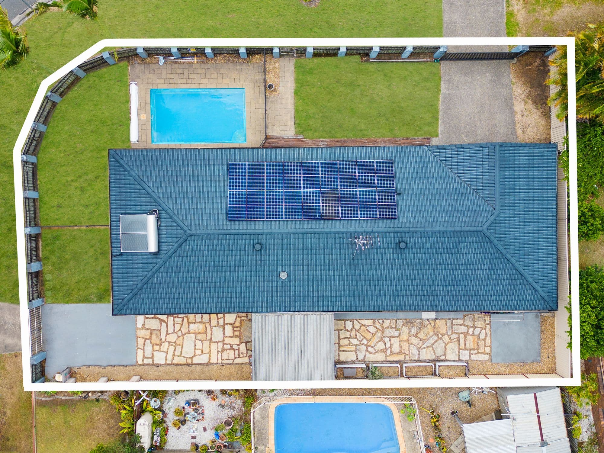 218 Tallebudgera Drive, Palm Beach QLD 4221, Palm Beach - Thumbnail 2
