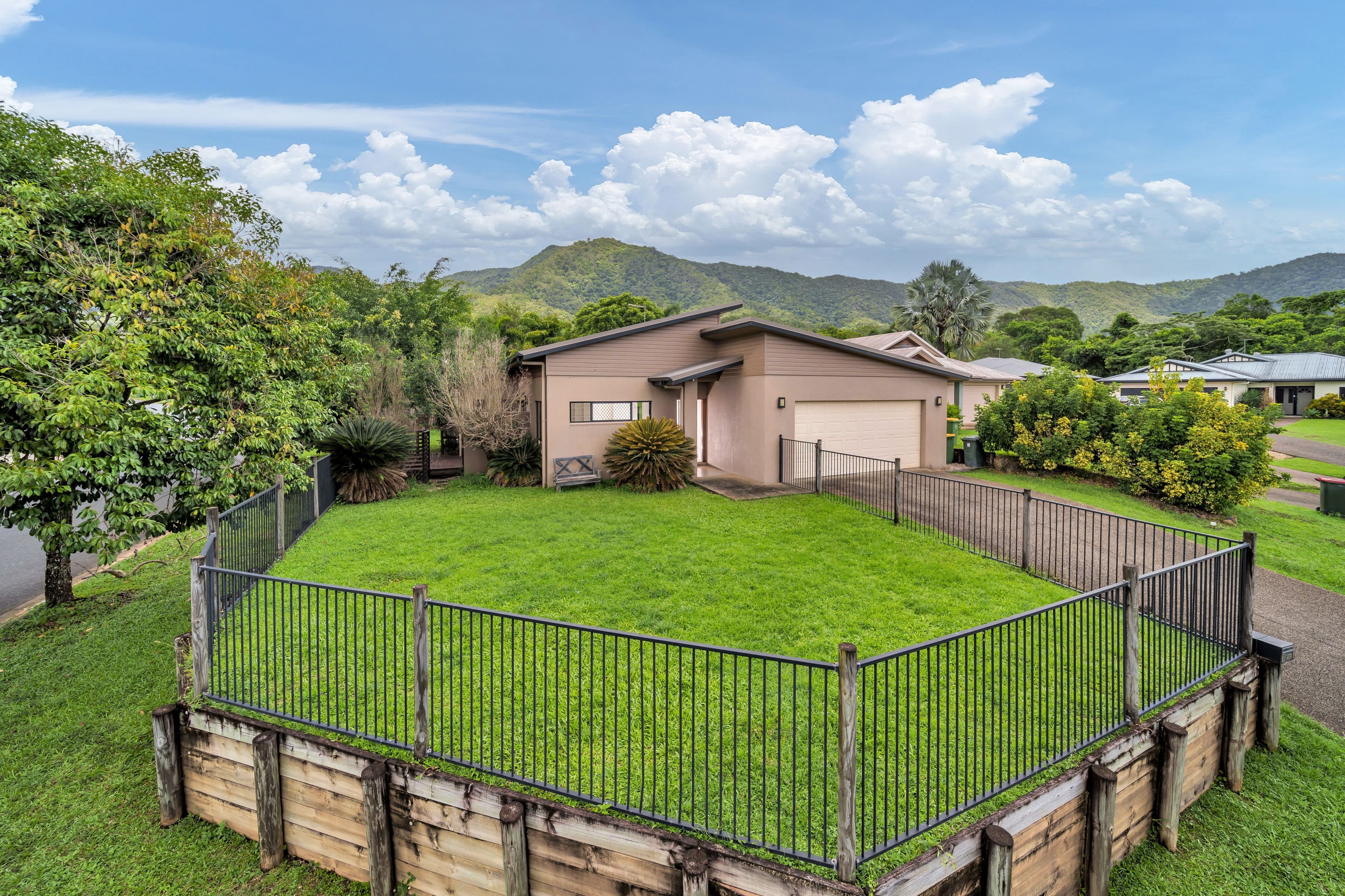 1 Whela Close, Bentley Park QLD 4869, Bentley Park - Thumbnail 3