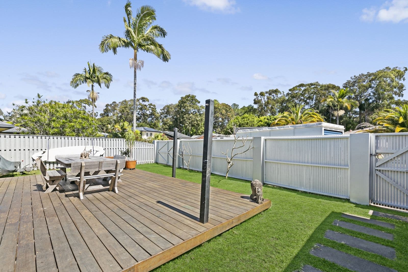 9 Myrtle Court, Palm Beach QLD 4221, Palm Beach - Thumbnail 3