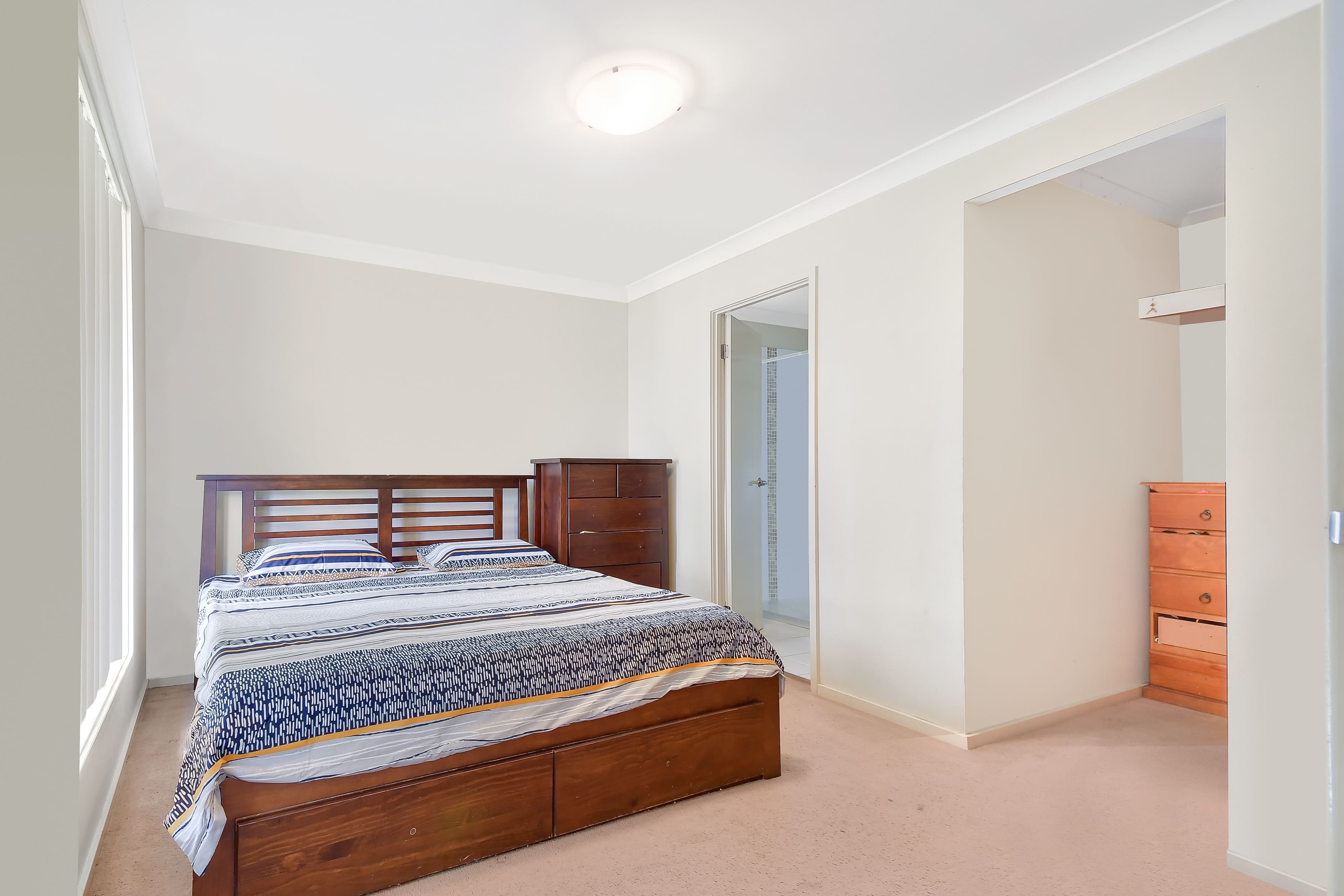 10 Ingleburn Gardens Drive, BARDIA NSW 2565, Bardia - Thumbnail 6