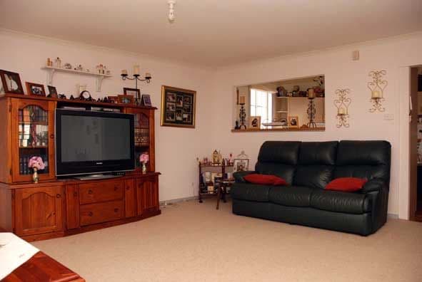 130 Ziegler Parade, ALLANSFORD VIC 3277, Allansford - Thumbnail 2