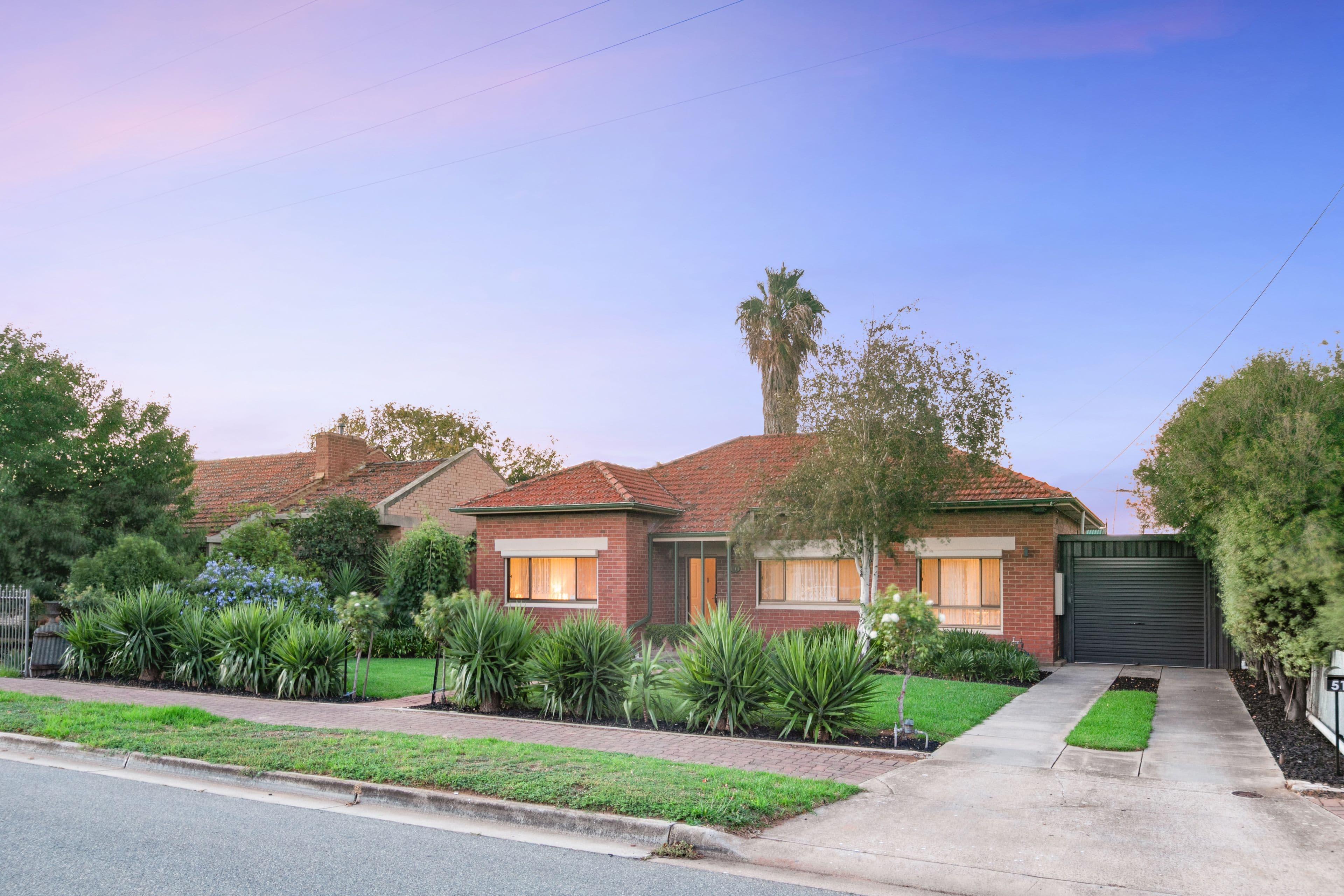 51 Mitchell Street East, Seaton SA 5023, Seaton - Thumbnail 2