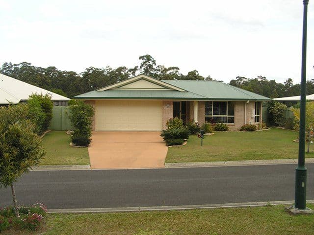 LANDSBOROUGH QLD 4550, Landsborough - Image 1