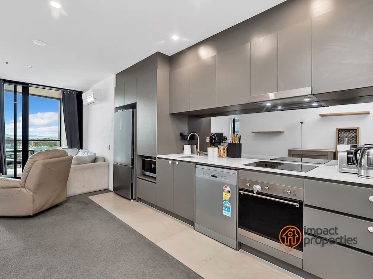 901 / 3 Grazier Lane, Belconnen, Belconnen - Thumbnail 2