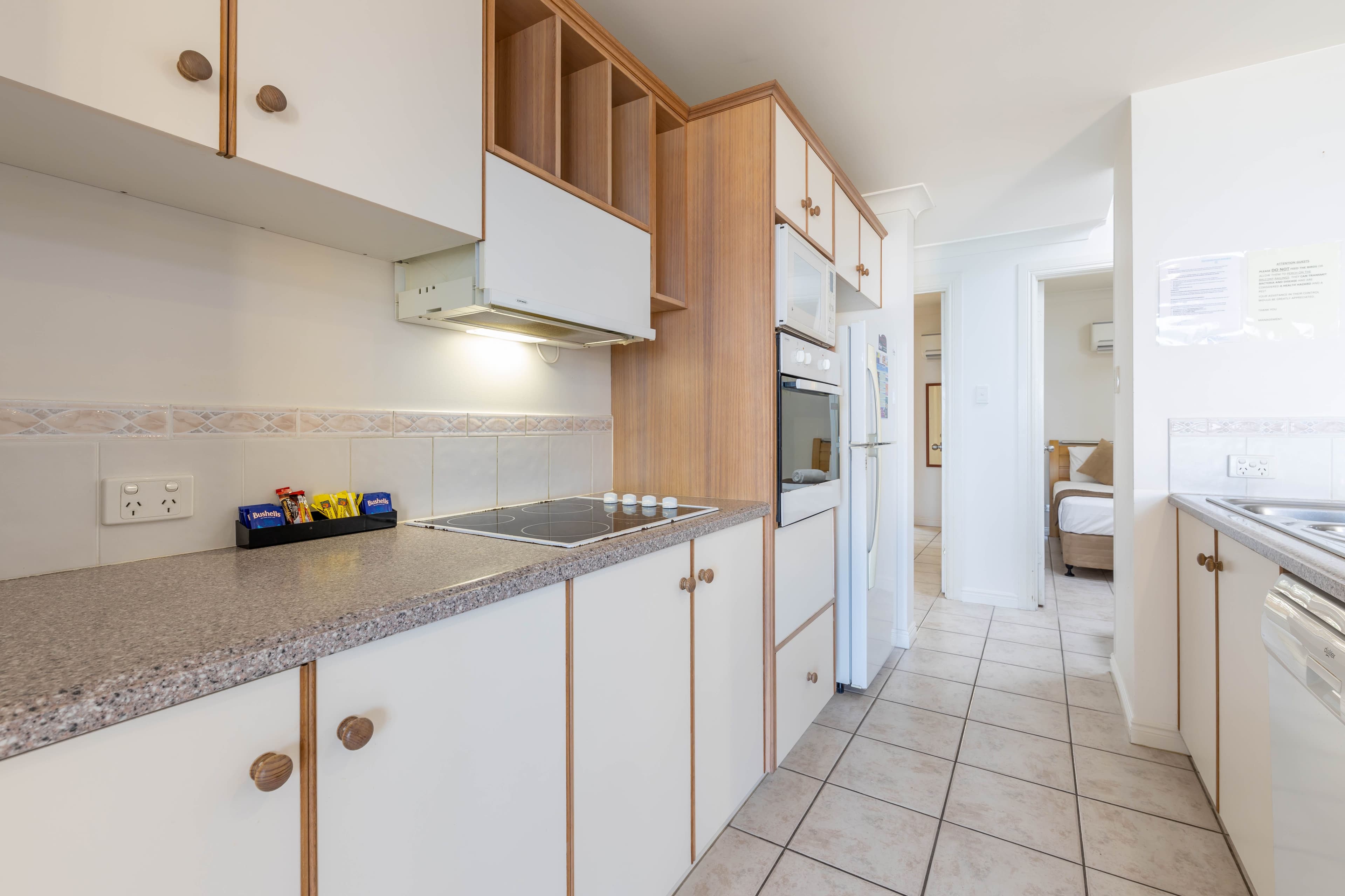 14 Golden Orchid Drive, Airlie Beach QLD 4802, Airlie Beach - Thumbnail 6