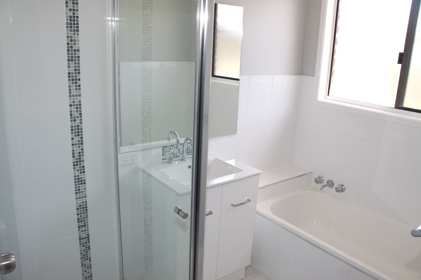 18 Macedon Street, Tannum Sands QLD 4680, Tannum Sands - Thumbnail 3