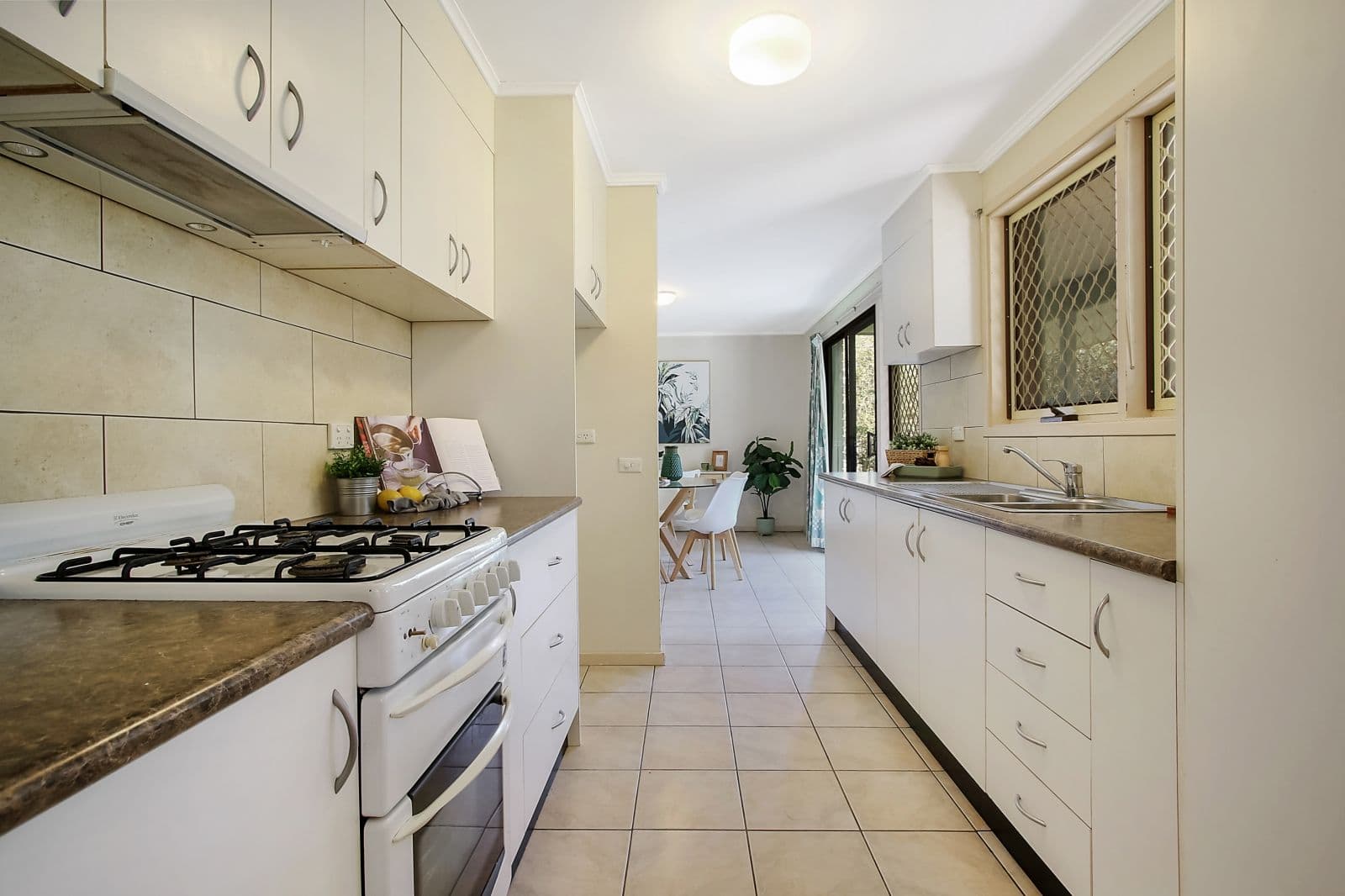 61 Goolagar Crescent, Springdale Heights NSW 2641, Springdale Heights - Thumbnail 6