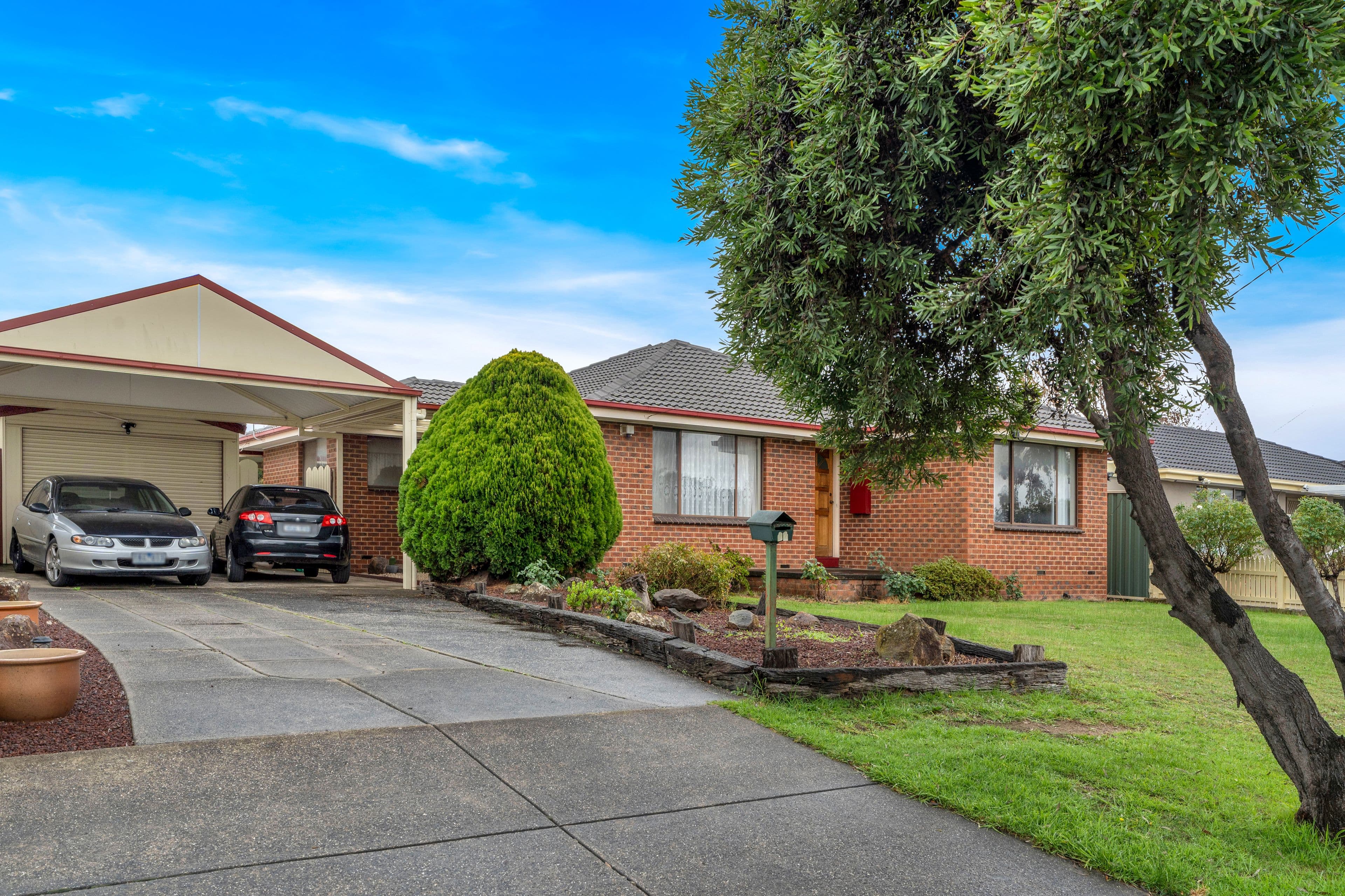 12 Beckington Place, Craigieburn VIC 3064, Craigieburn - Thumbnail 3