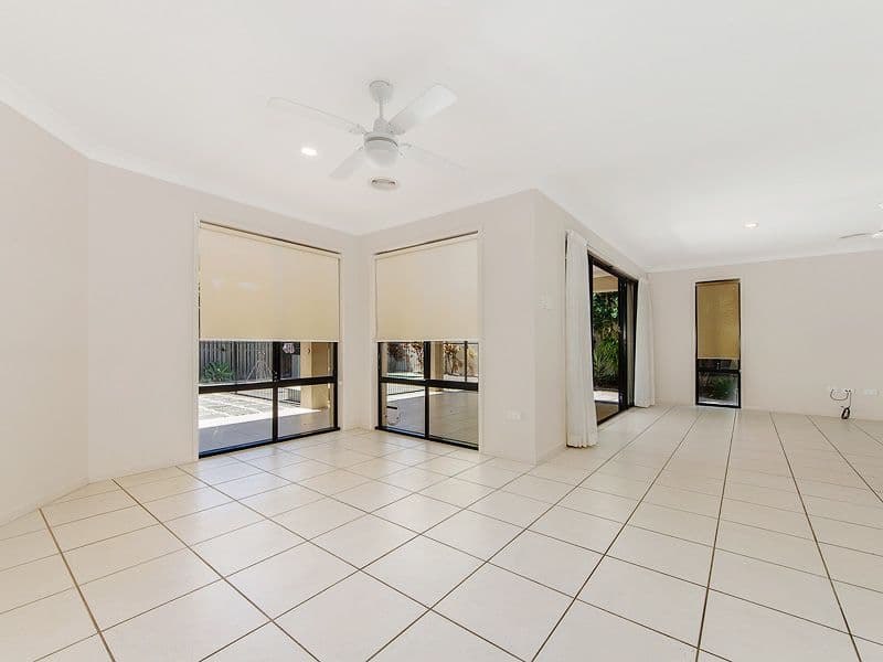 27 Oceanis Drive, Oxenford QLD 4210, Oxenford - Thumbnail 6