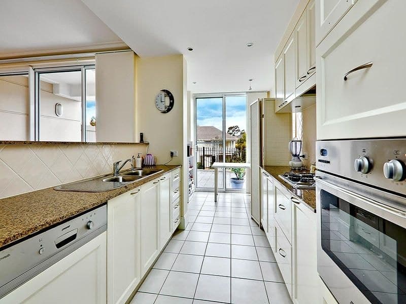 105/8 Village Drive, Breakfast Point - Thumbnail 3