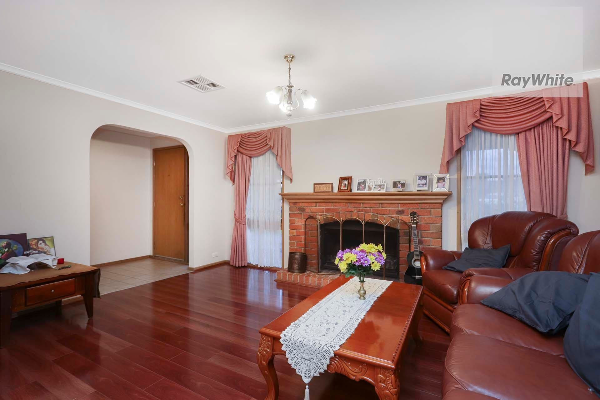 9 Gretna Close, Westmeadows VIC 3049, Westmeadows - Thumbnail 5