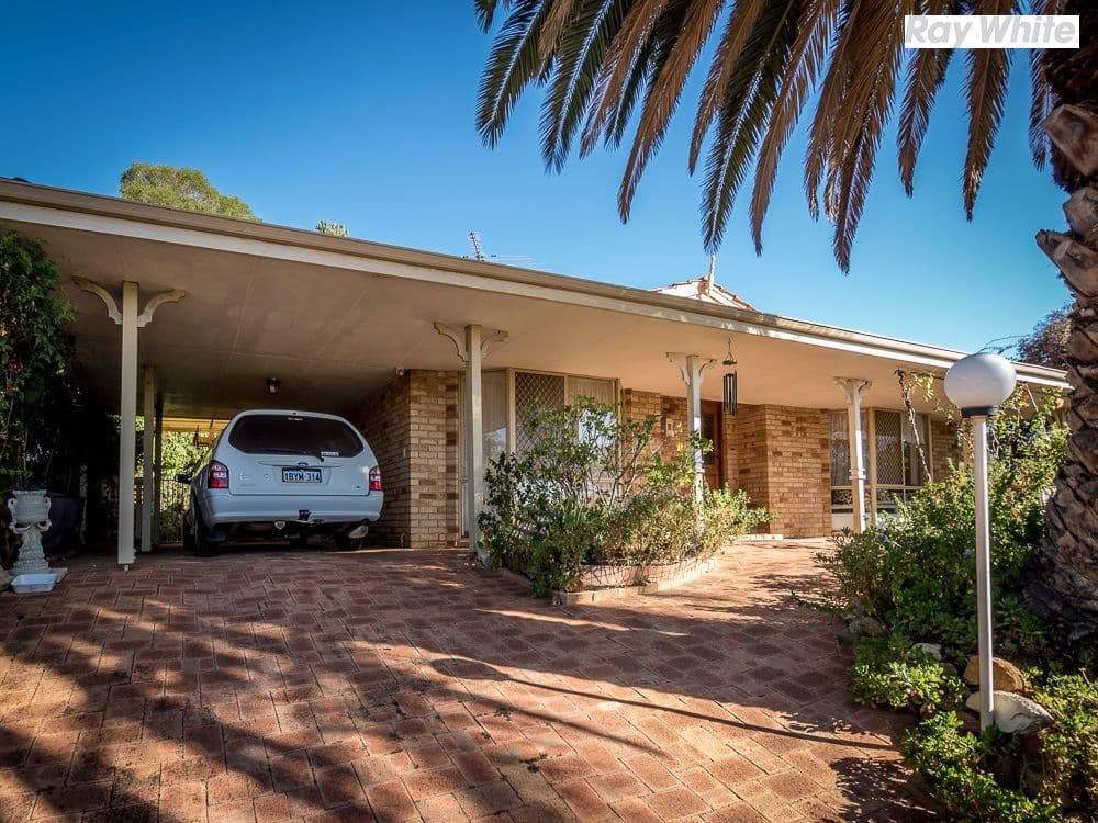 27 Onyx Road, Mount Richon WA 6112, Mount Richon - Image 1