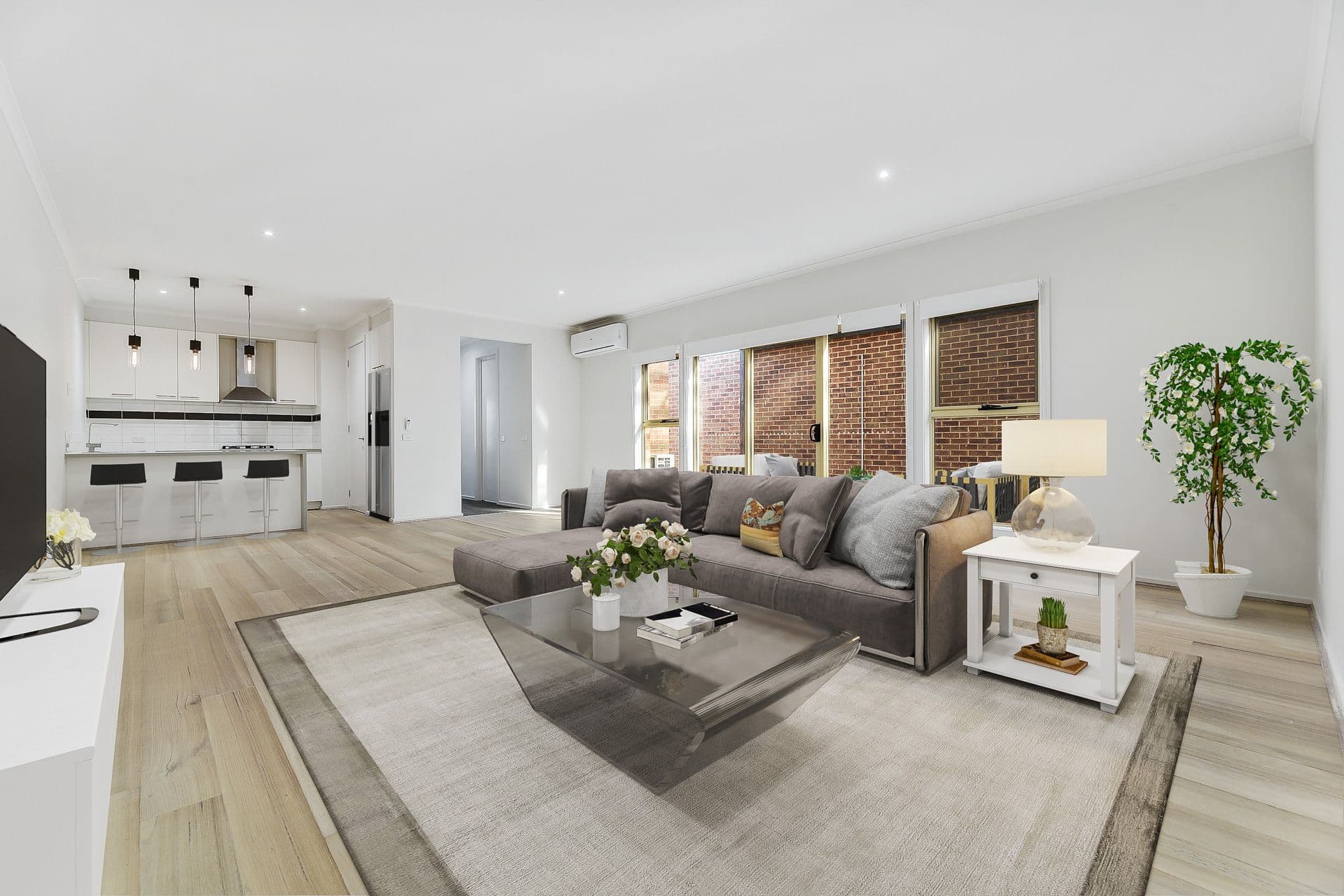 46 Edgeware Close, Pakenham VIC 3810, Pakenham - Thumbnail 2