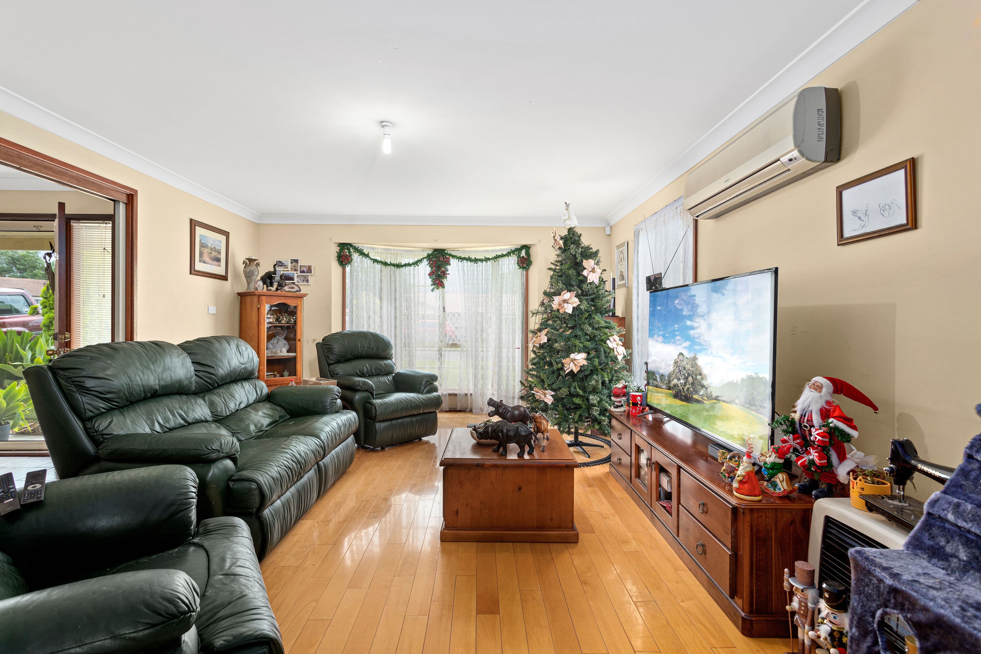 17 Charlotte Crescent, Albion Park NSW 2527, Albion Park - Thumbnail 2