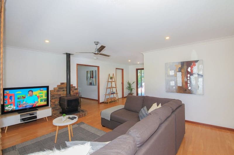 39 Mitchell Avenue, Molendinar - Thumbnail 4