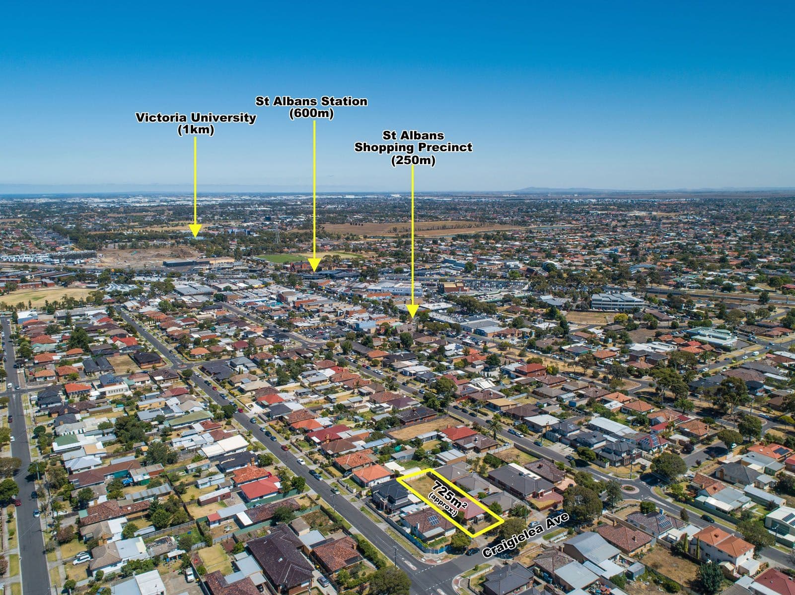 13 Craigielea Avenue, St Albans VIC 3021, St Albans - Thumbnail 3