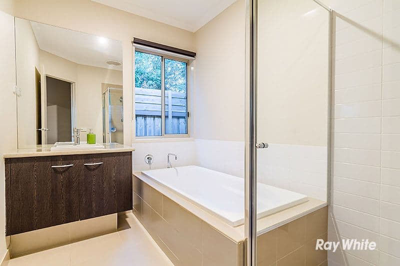 38 McCallum Drive, Cranbourne East VIC 3977, Cranbourne East - Thumbnail 7