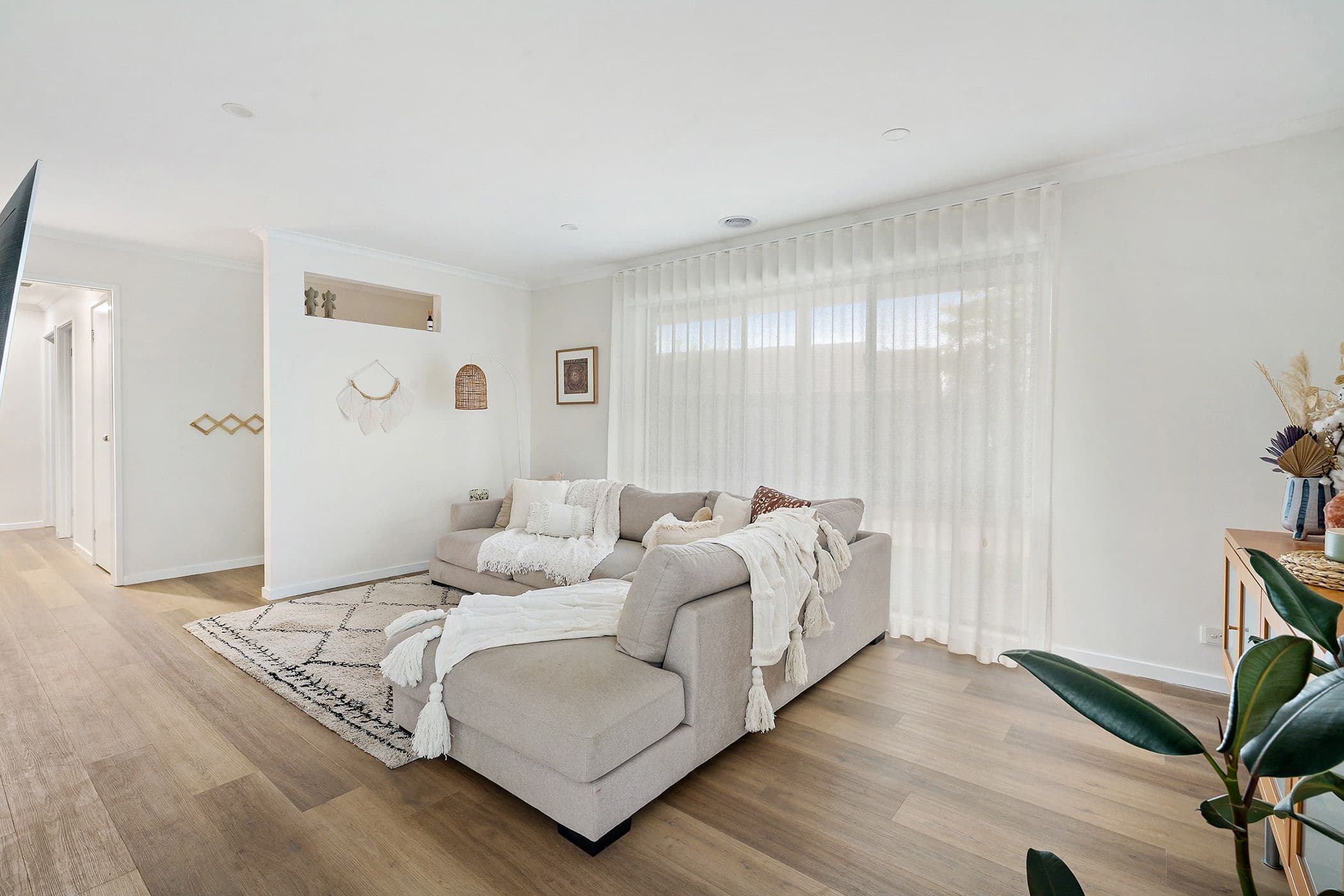25 Dion Drive, Carrum Downs VIC 3201, Carrum Downs - Thumbnail 2