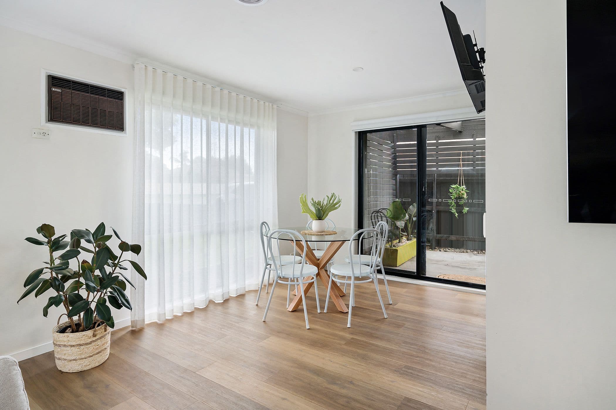 25 Dion Drive, Carrum Downs VIC 3201, Carrum Downs - Thumbnail 3