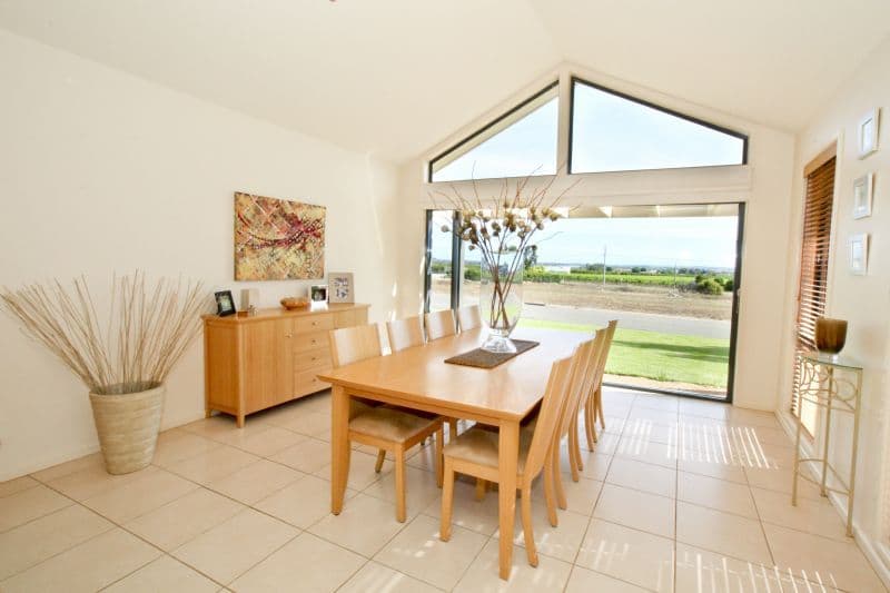 3 Elizabeth Drive, LAKE WYANGAN NSW 2680, Lake Wyangan - Thumbnail 6