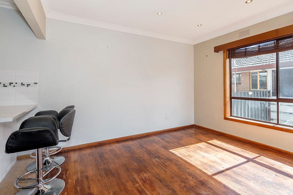 1 Huntington Street, WENDOUREE VIC 3355, Wendouree - Thumbnail 4