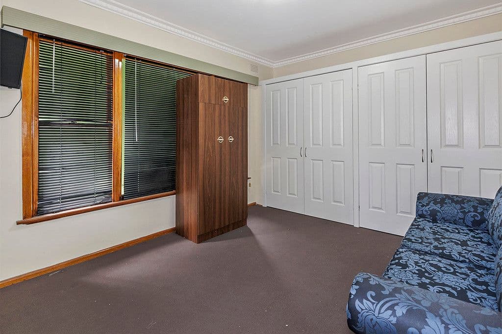 1 Huntington Street, WENDOUREE VIC 3355, Wendouree - Thumbnail 7