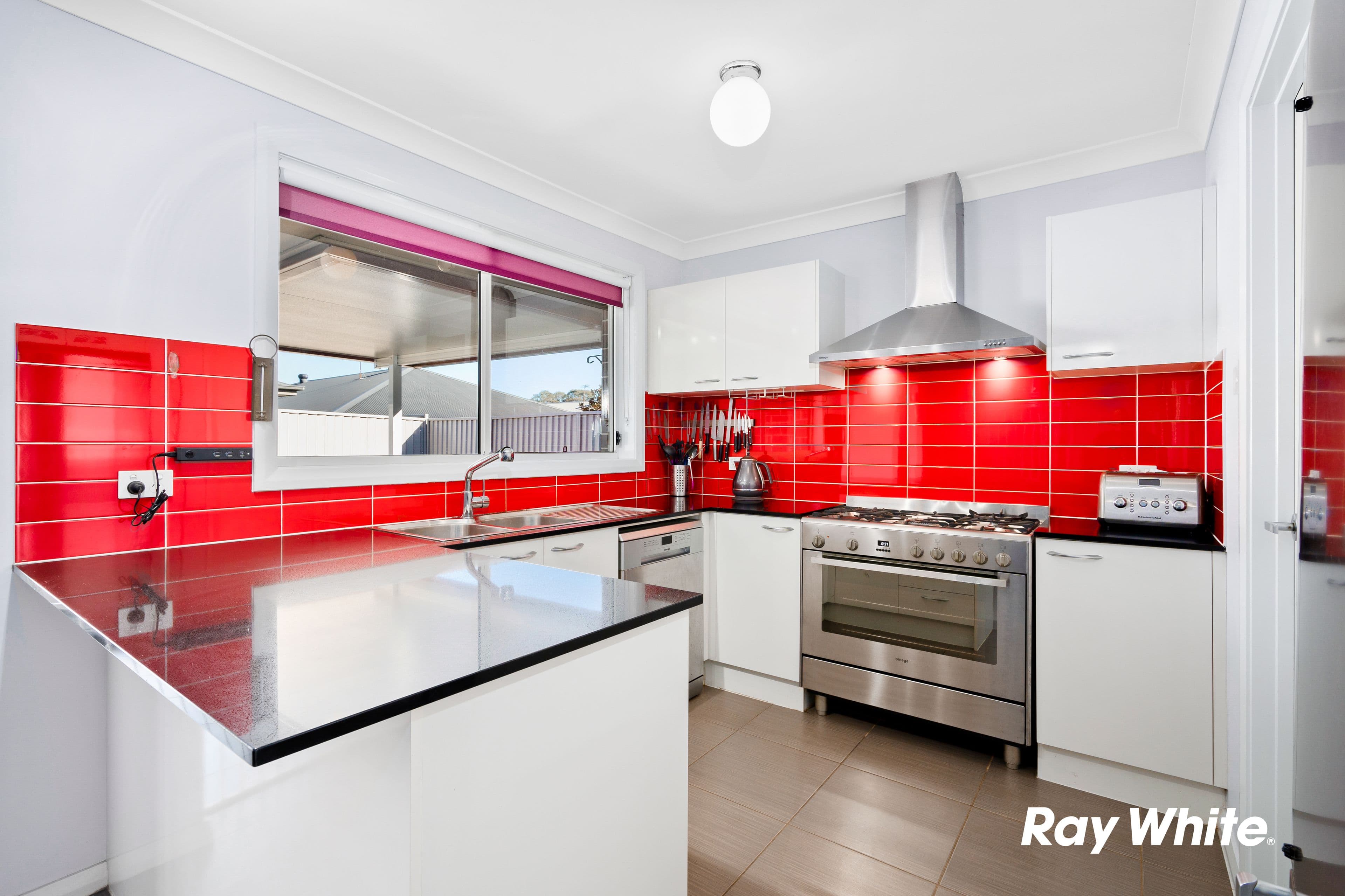 27 Reuben Street, GRANTHAM FARM NSW 2765, Grantham Farm - Thumbnail 4