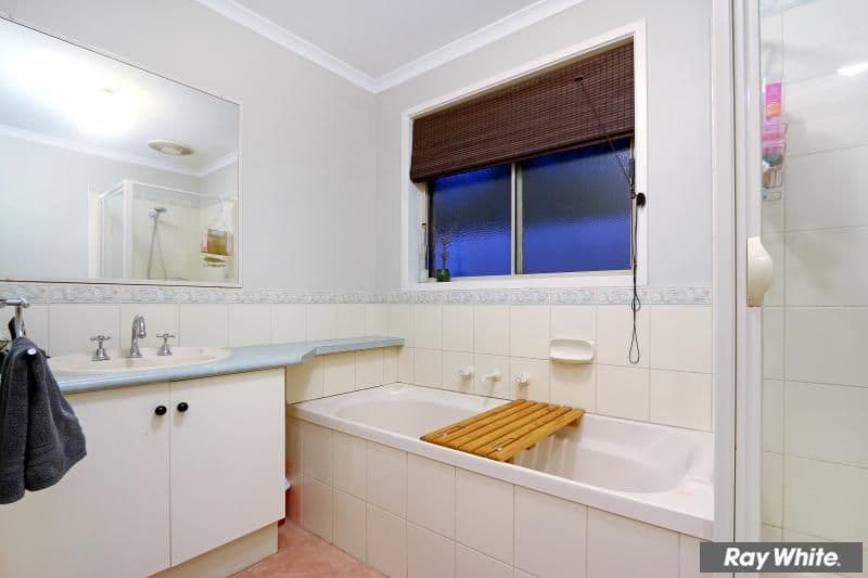 13 Bowman Drive, Mornington VIC 3931, Mornington - Thumbnail 7